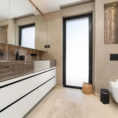 Floresta - By Sch Villa